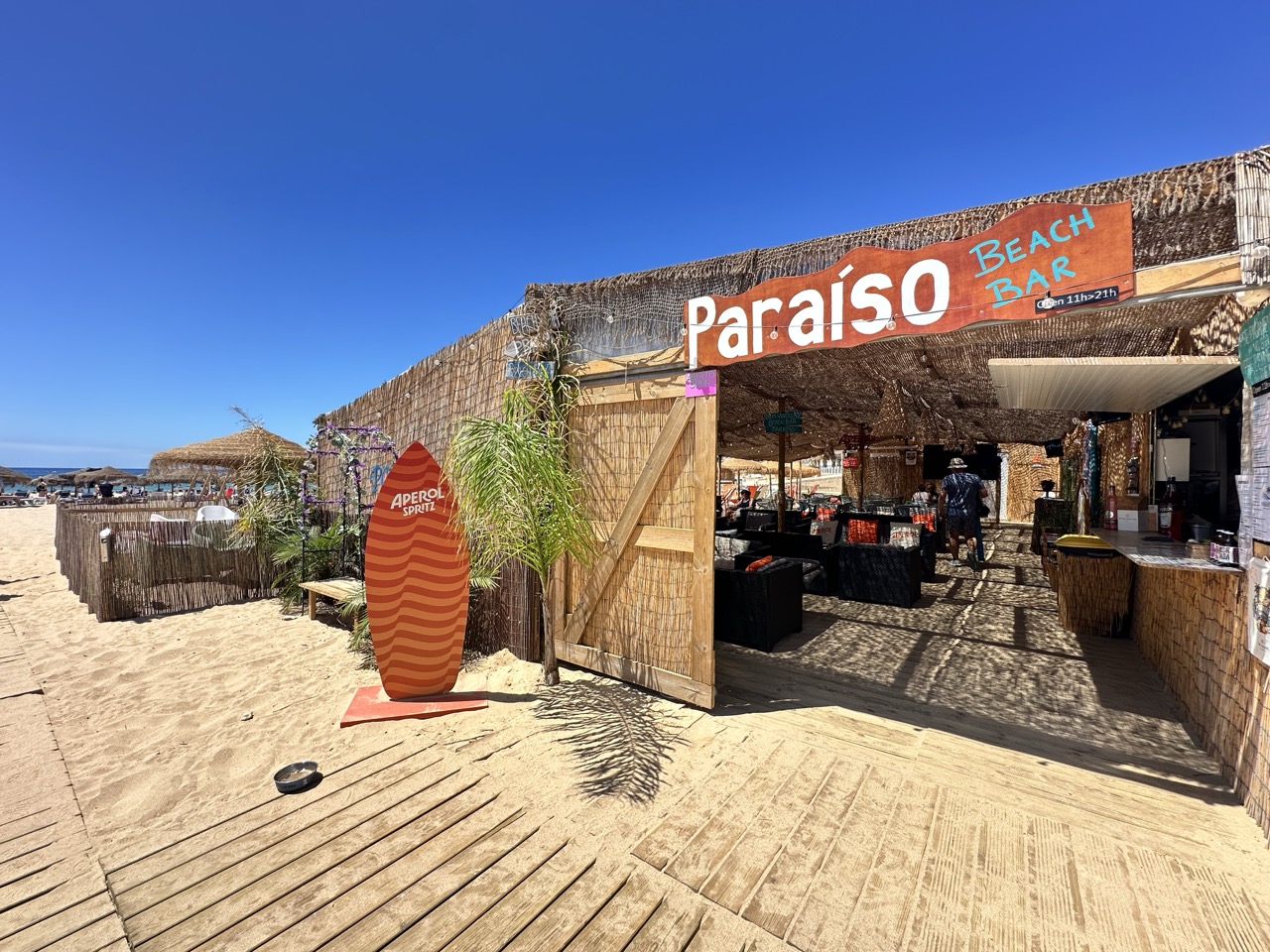 GALERIA 18
